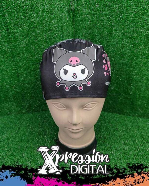 Kuromi con corazones